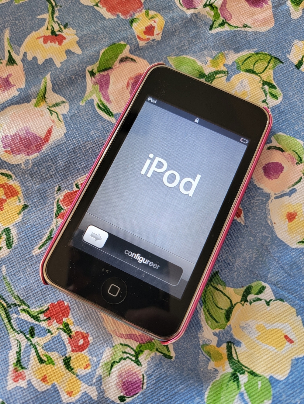 iPod Touch 32GB & Pink Case